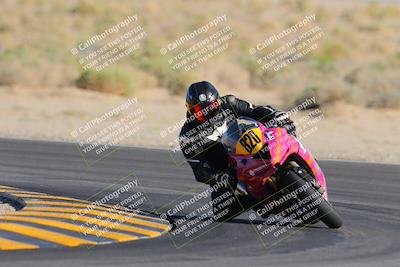 media/Oct-29-2022-CVMA (Sat) [[14c0aa3b66]]/Race 9 Amateur Supersport Middleweight/